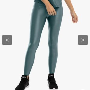 KORAL leggings